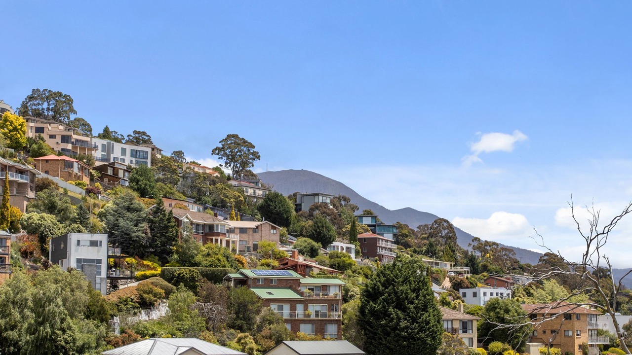 Photo of Others in Sandy Bay