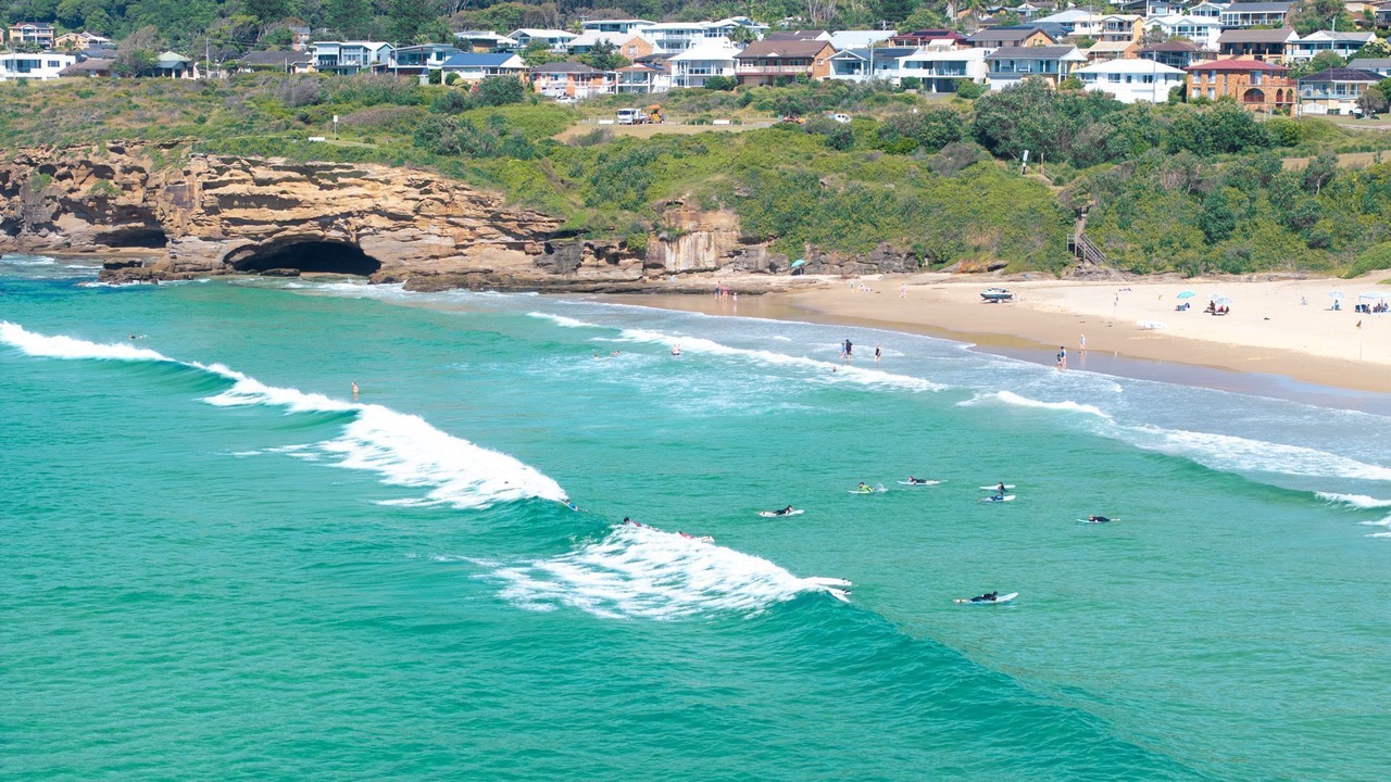 Photo of Others in Caves Beach