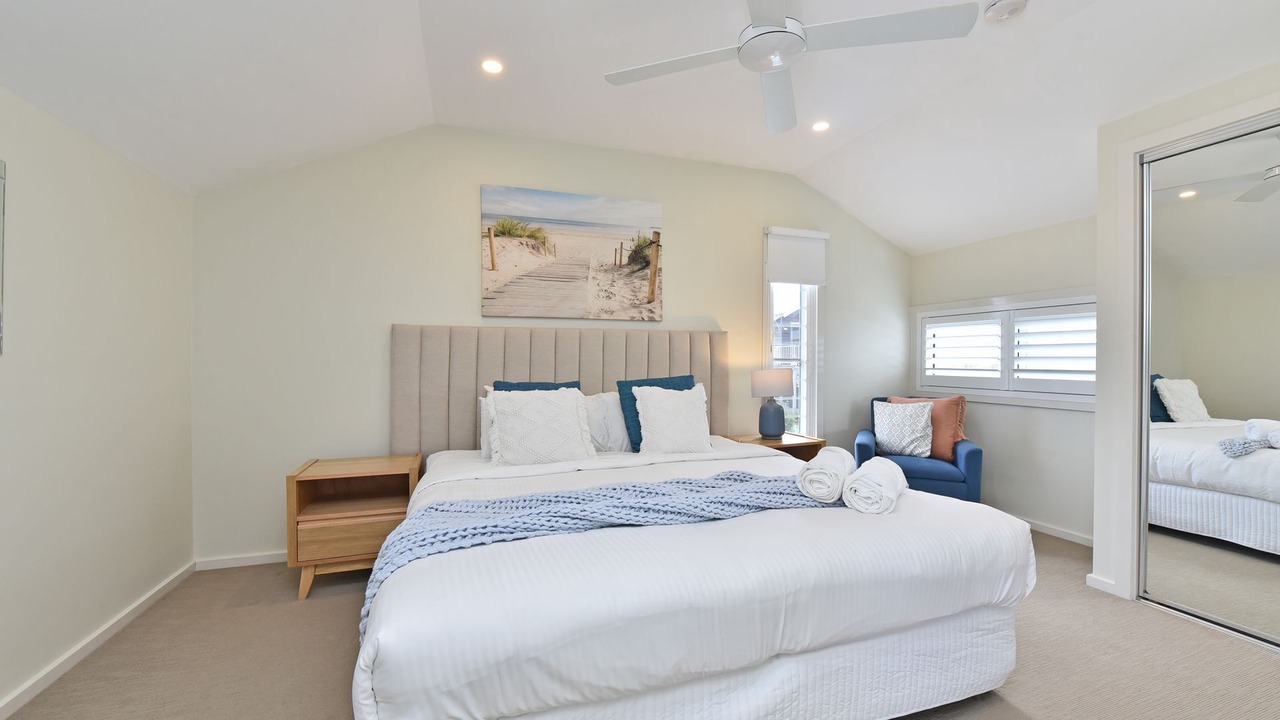 Photo of Others in Caves Beach