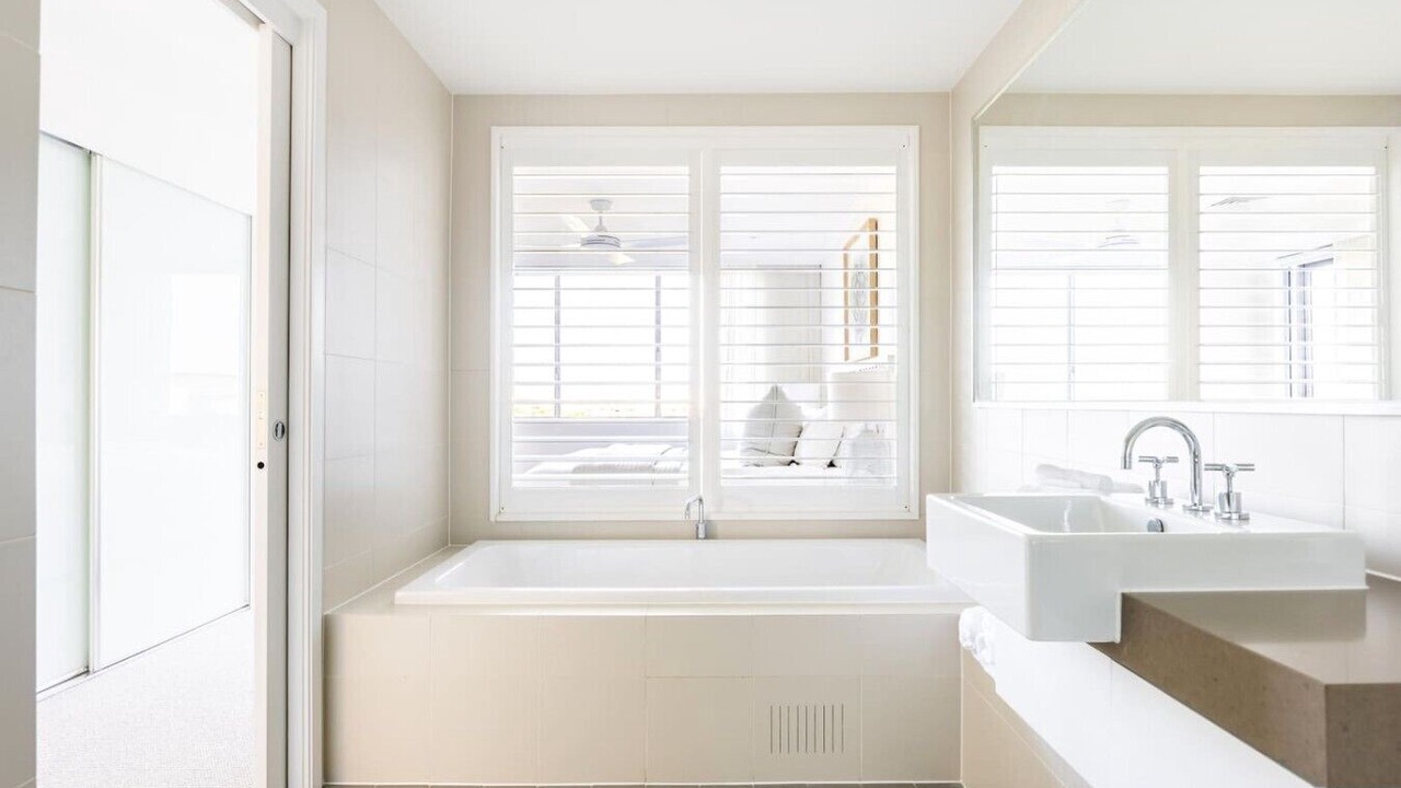 Photo of Bathroom in Magenta Shores