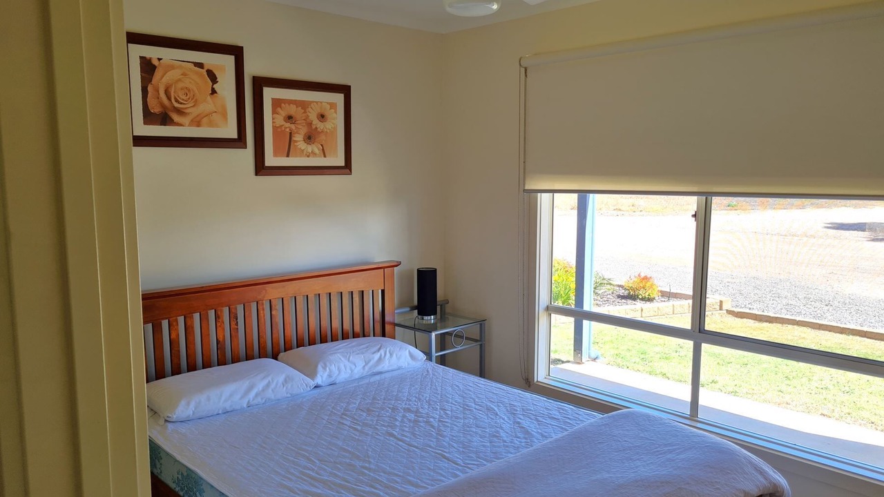 Photo of Bedroom in Moonta Bay