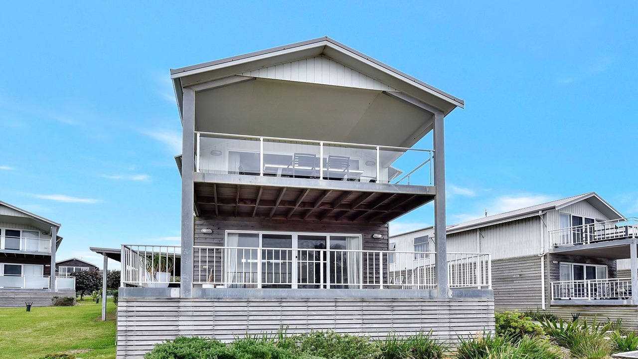 Photo of Outdoor in Caves Beach