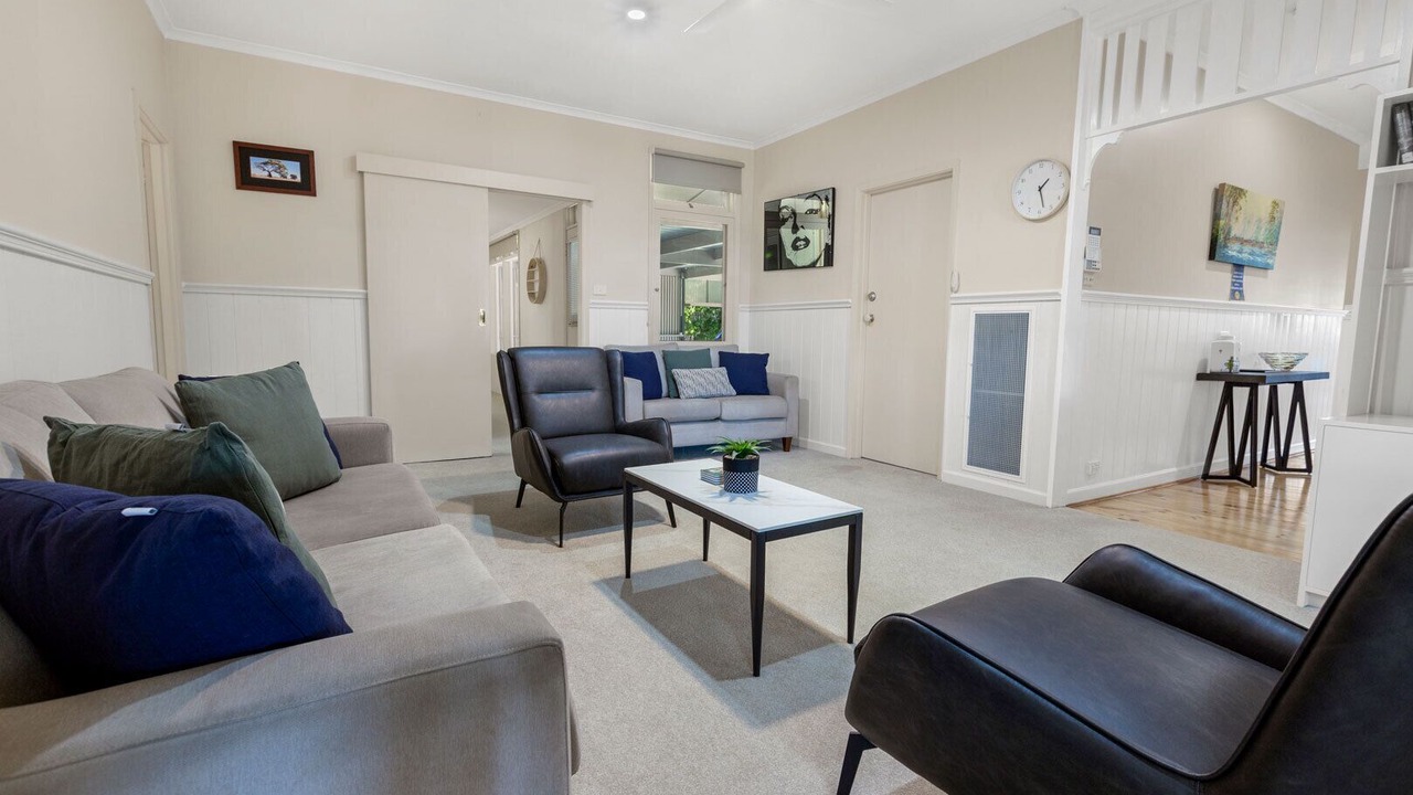 Photo of Livingroom in Eagle Point