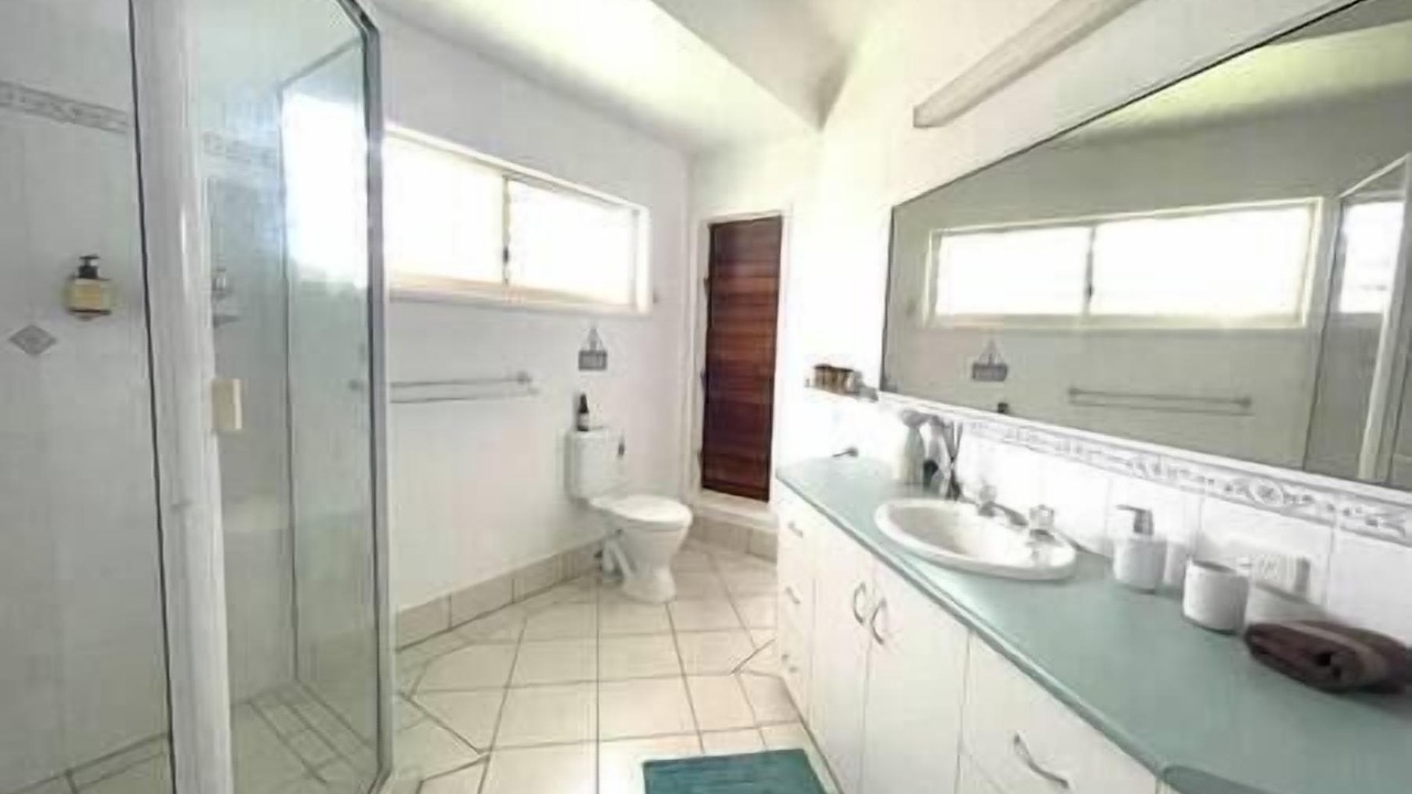 Photo of Bathroom in Hideaway Bay