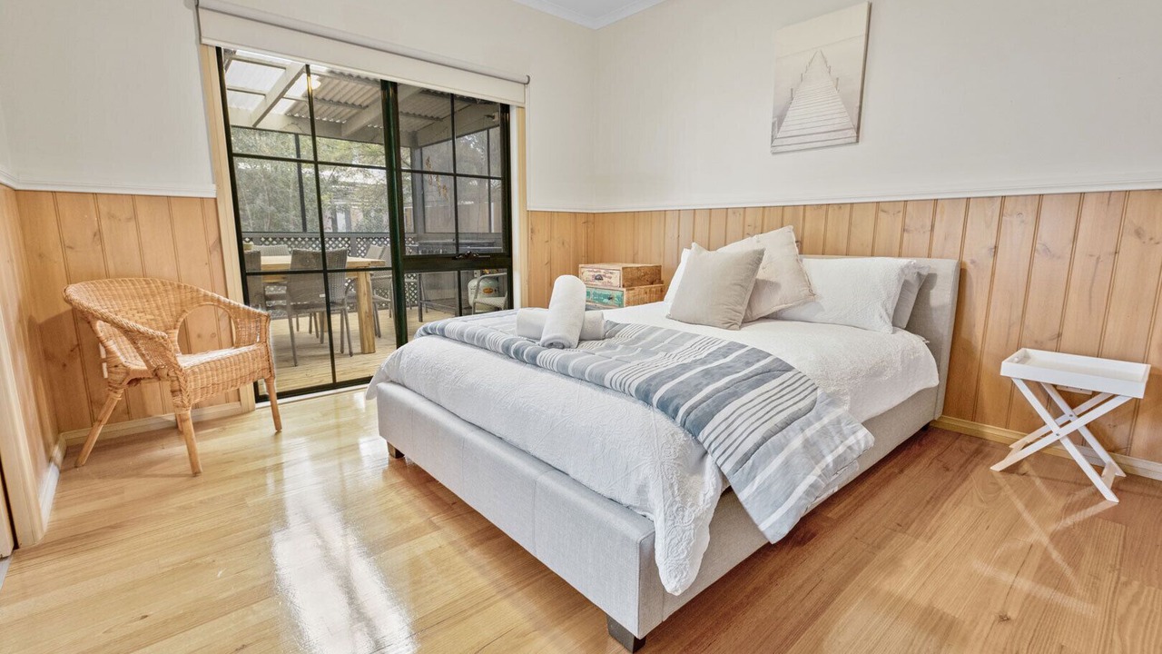 Photo of Bedroom in Raymond Island