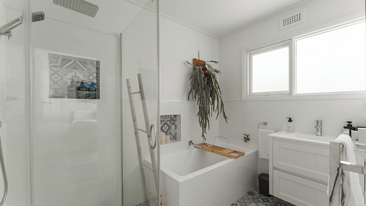 Photo of Bathroom in Penguin