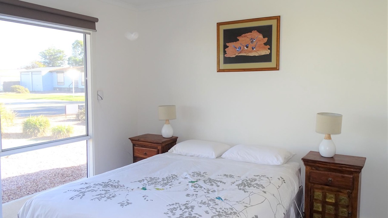 Photo of Bedroom in Moonta Bay