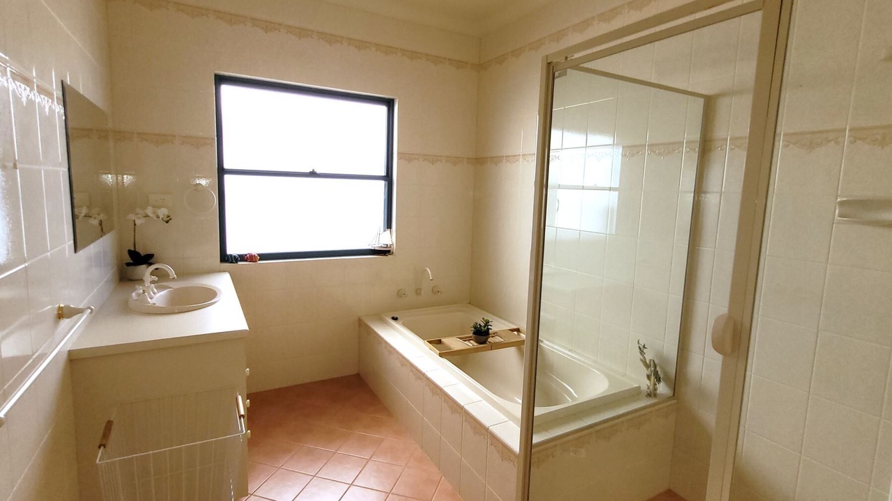 Photo of Bathroom in Moonta Bay