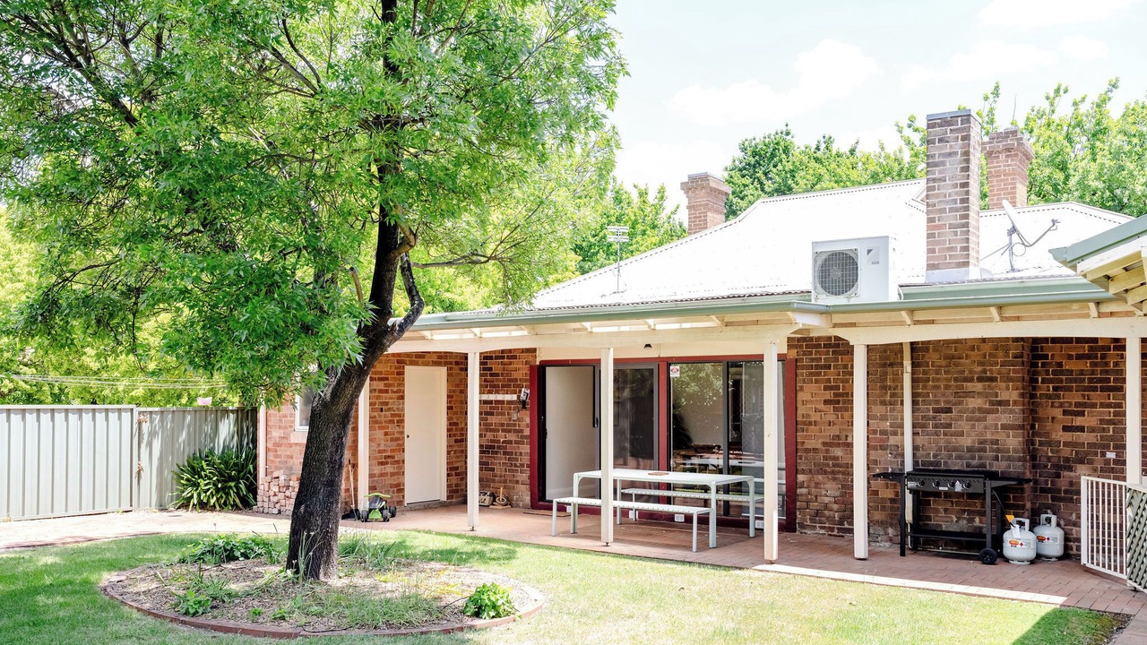 Photo of Outdoor in Orange East