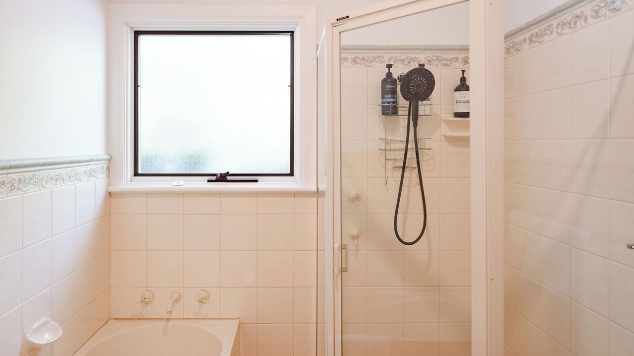 Photo of Bathroom in Orange East