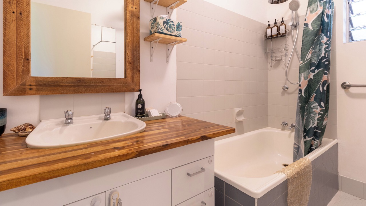 Photo of Bathroom in Wanguri