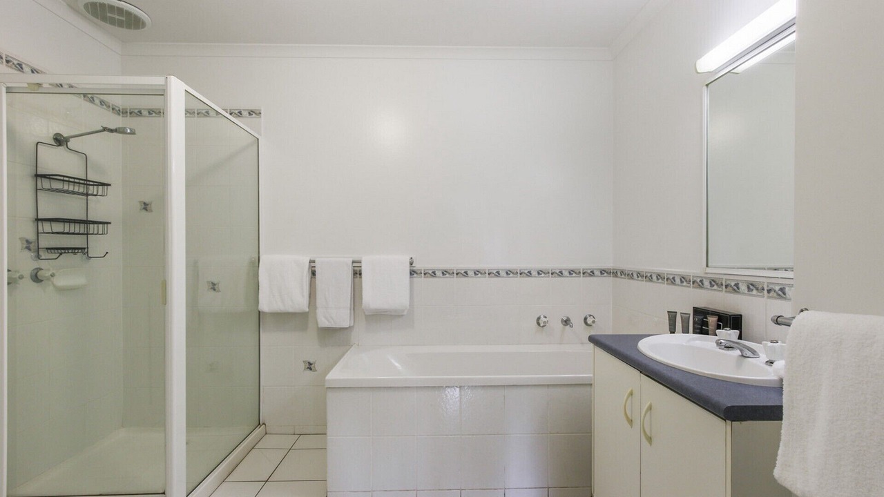 Photo of Bathroom in Lakes Entrance
