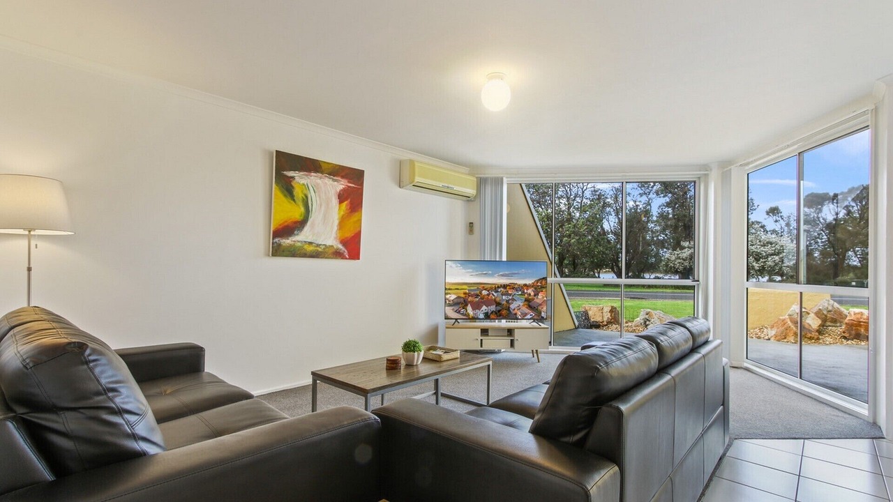 Photo of Livingroom in Lakes Entrance