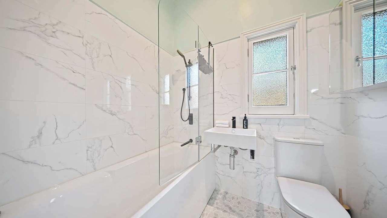 Photo of Bathroom in Orange East