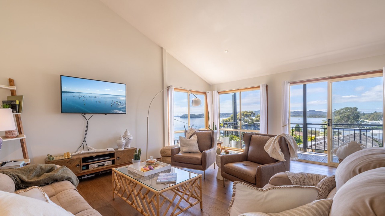 Photo of Livingroom in Salamander Bay