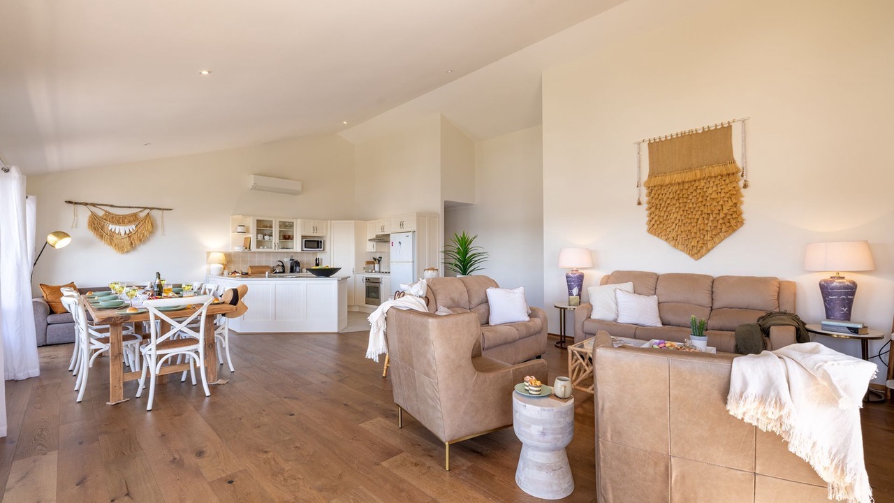 Photo of Livingroom in Salamander Bay