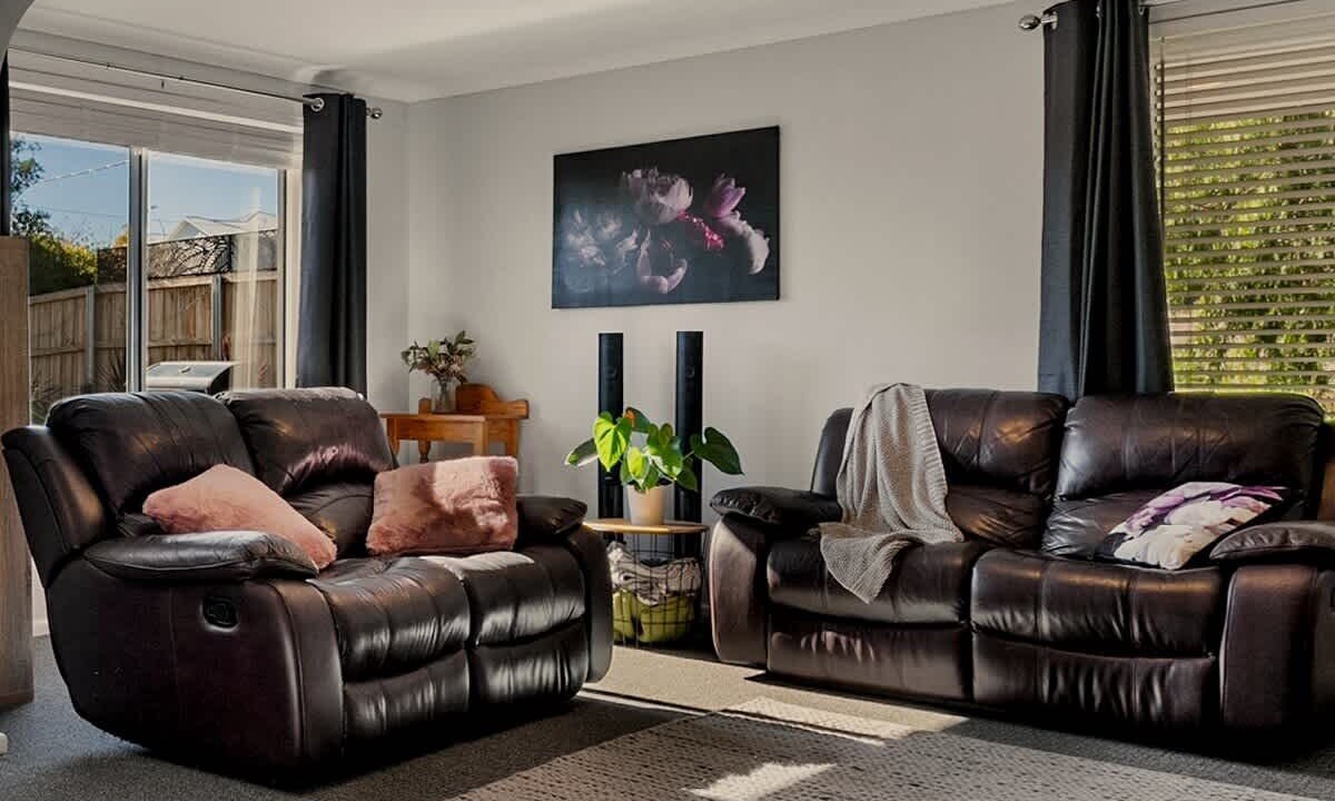 Photo of Livingroom in Tranmere