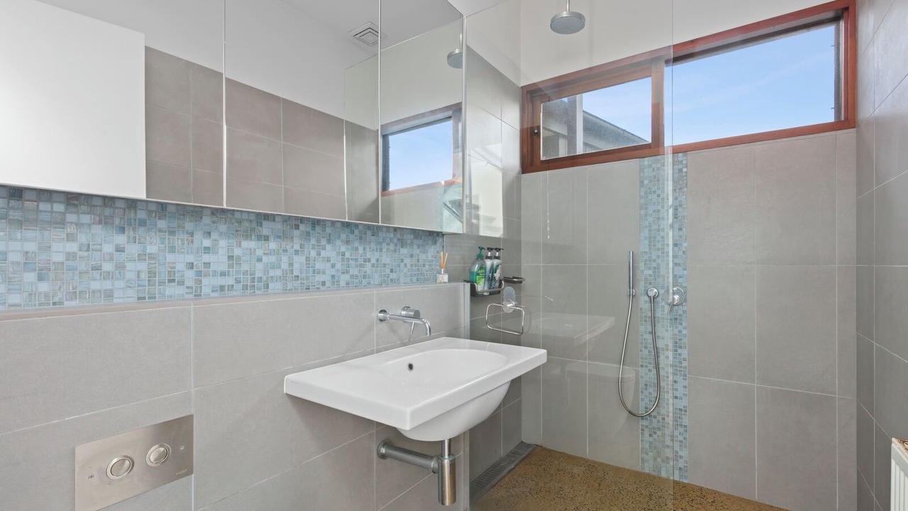 Photo of Bathroom in Point Lonsdale