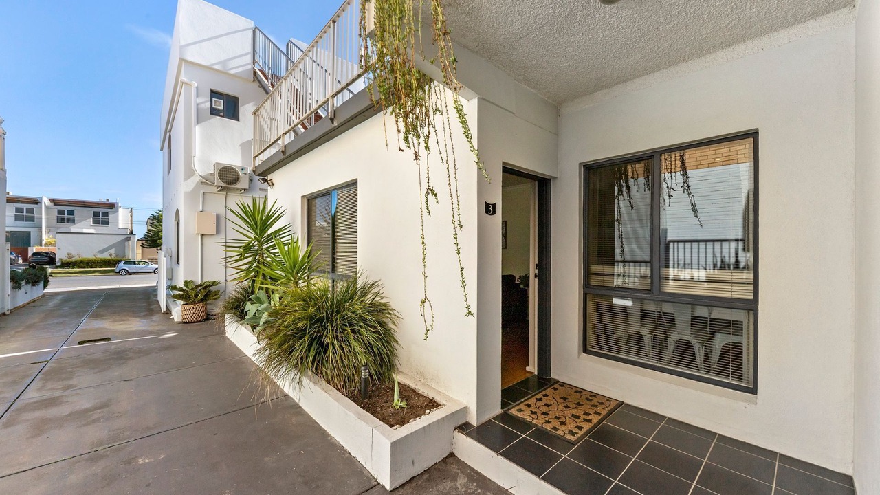 Photo of Outdoor in West Beach