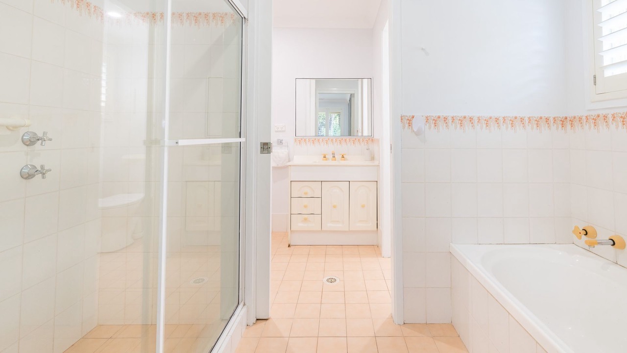 Photo of Bathroom in Salamander Bay