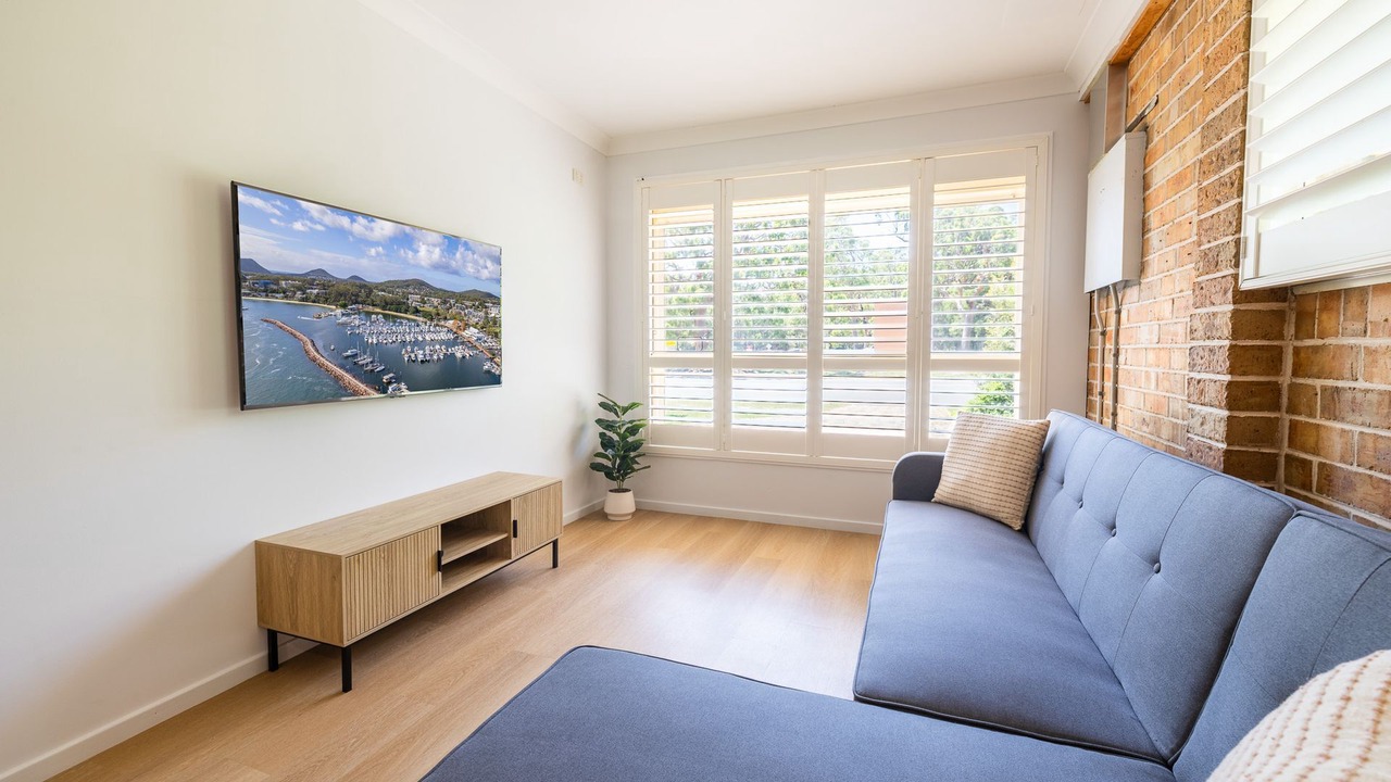 Photo of Livingroom in Salamander Bay