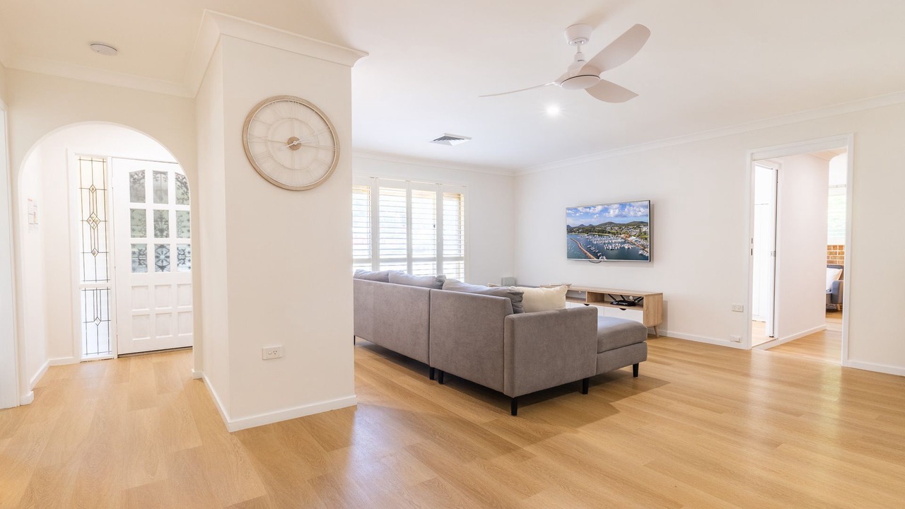 Photo of Livingroom in Salamander Bay
