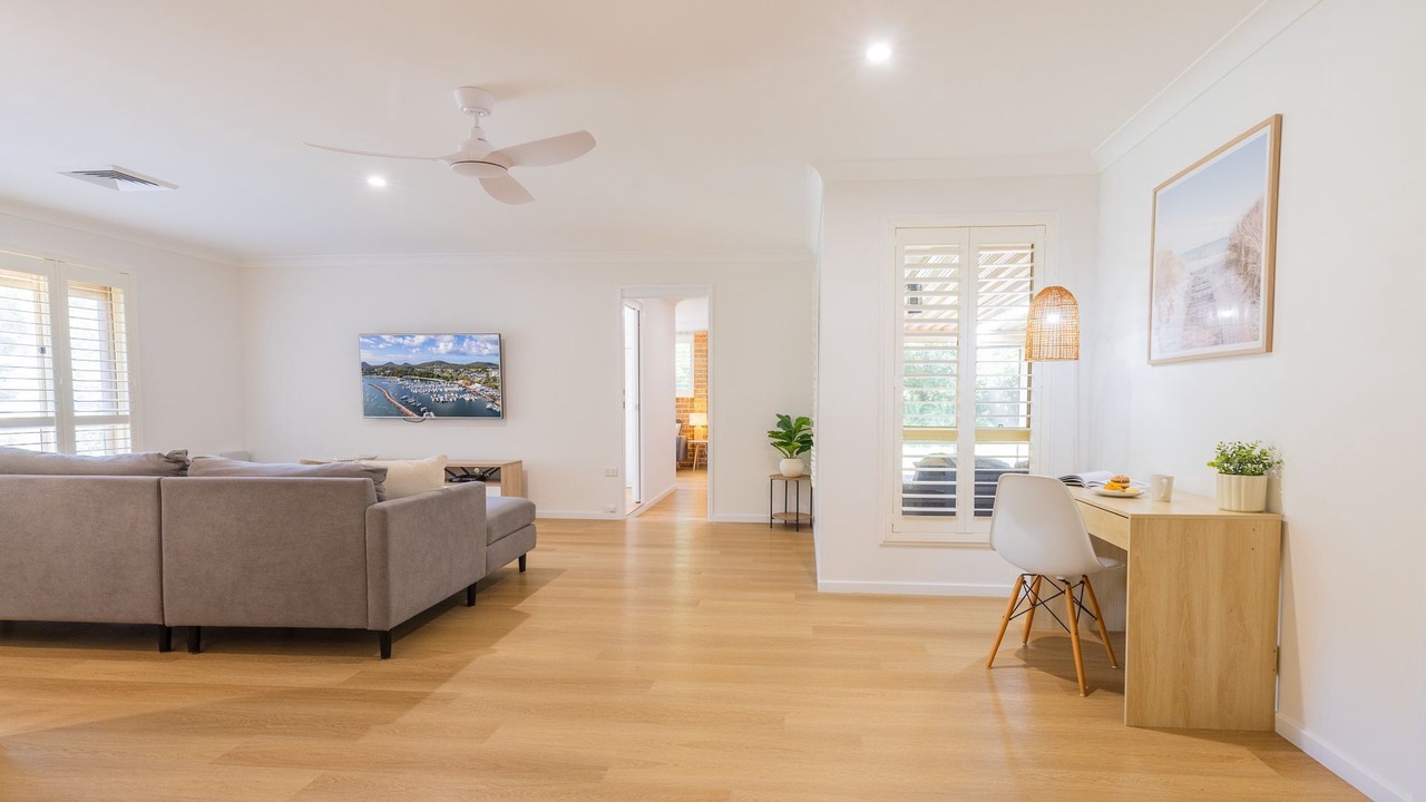 Photo of Livingroom in Salamander Bay