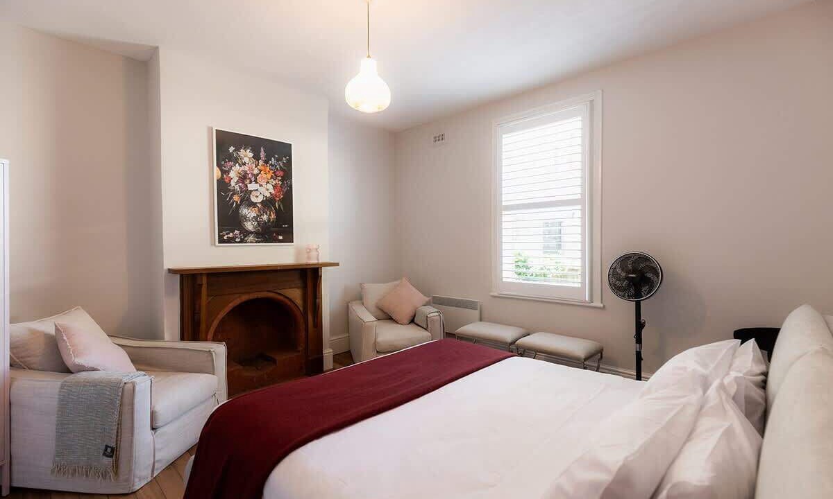 Photo of Bedroom in Hobart Central Business District