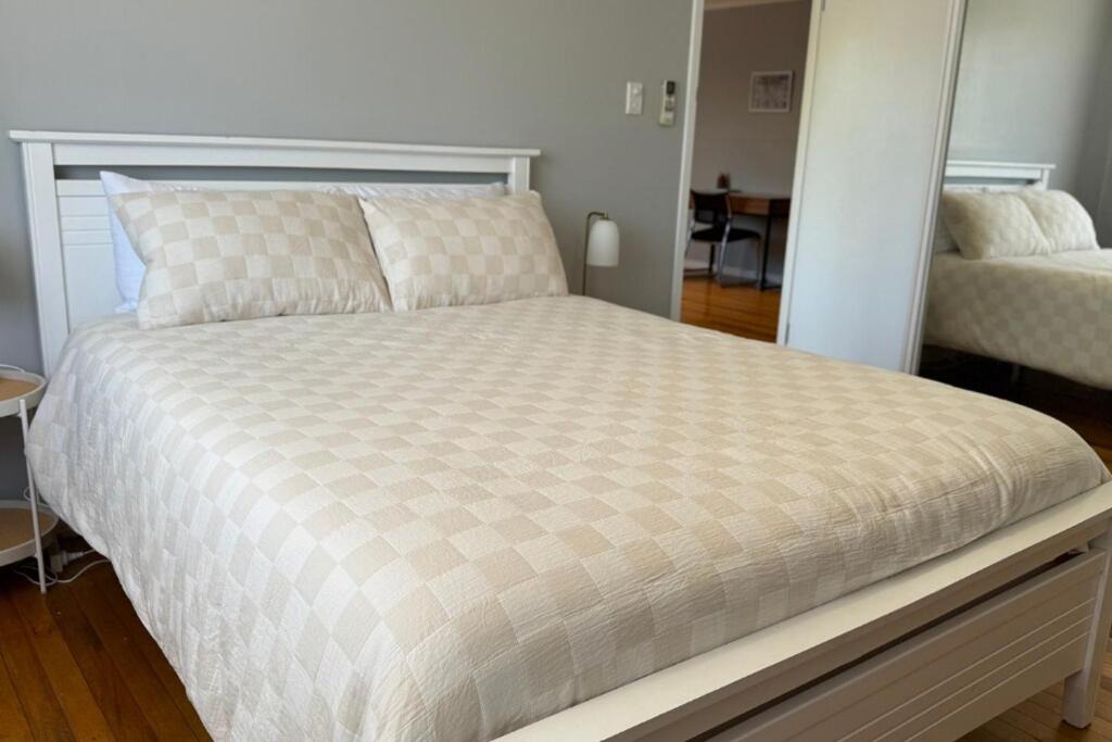 Photo of Bedroom in Healy