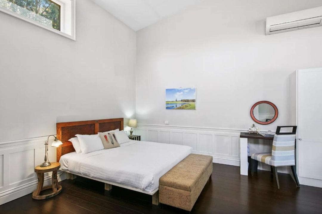 Photo of Bedroom in Belford