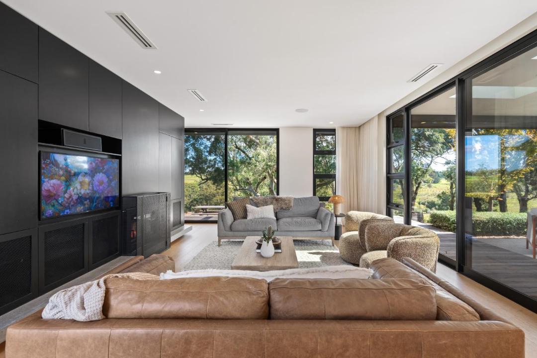 Photo of Livingroom in Exeter