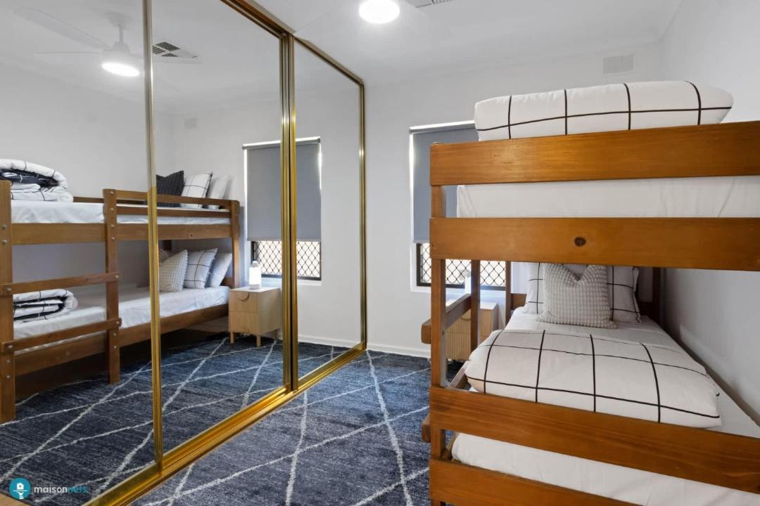 Photo of Bedroom in Taperoo