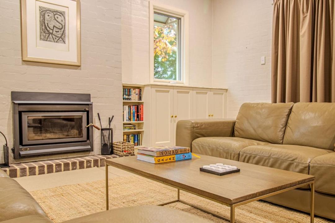 Photo of Livingroom in Collector