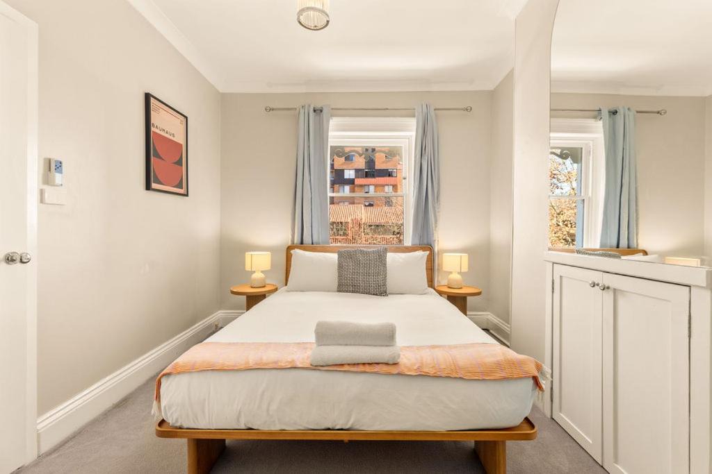 Photo of Others in Potts Point