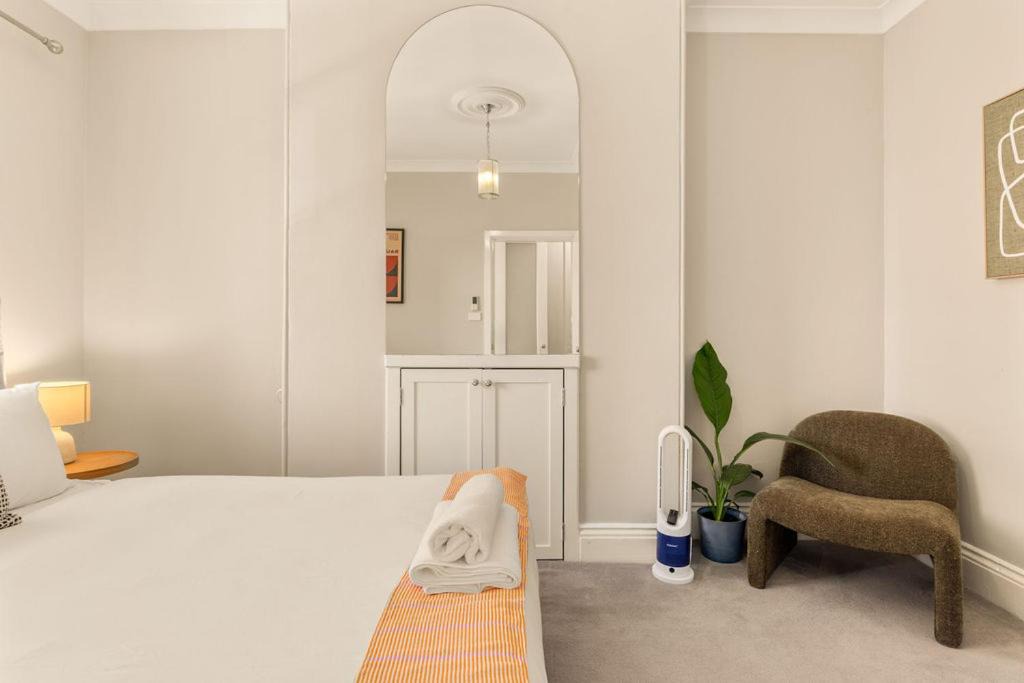 Photo of Others in Potts Point