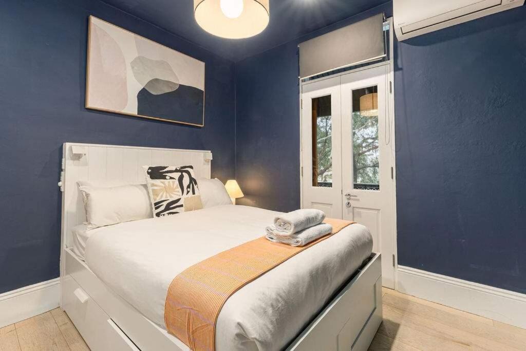 Photo of Bedroom in Redfern