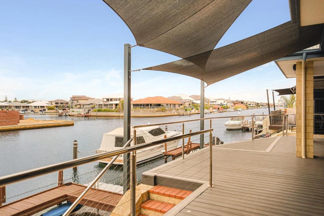 Photo of Patio Balcony in Halls Head