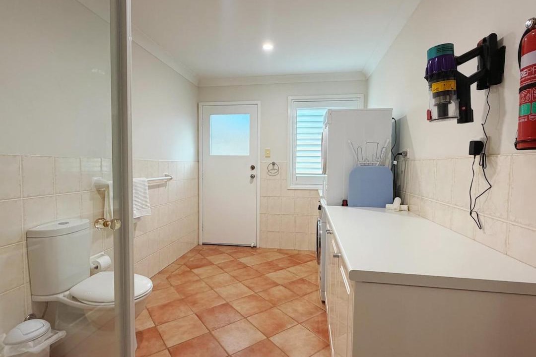Photo of Others in Caves Beach