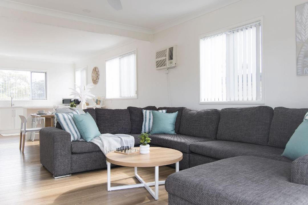 Photo of Livingroom in Shoal Bay