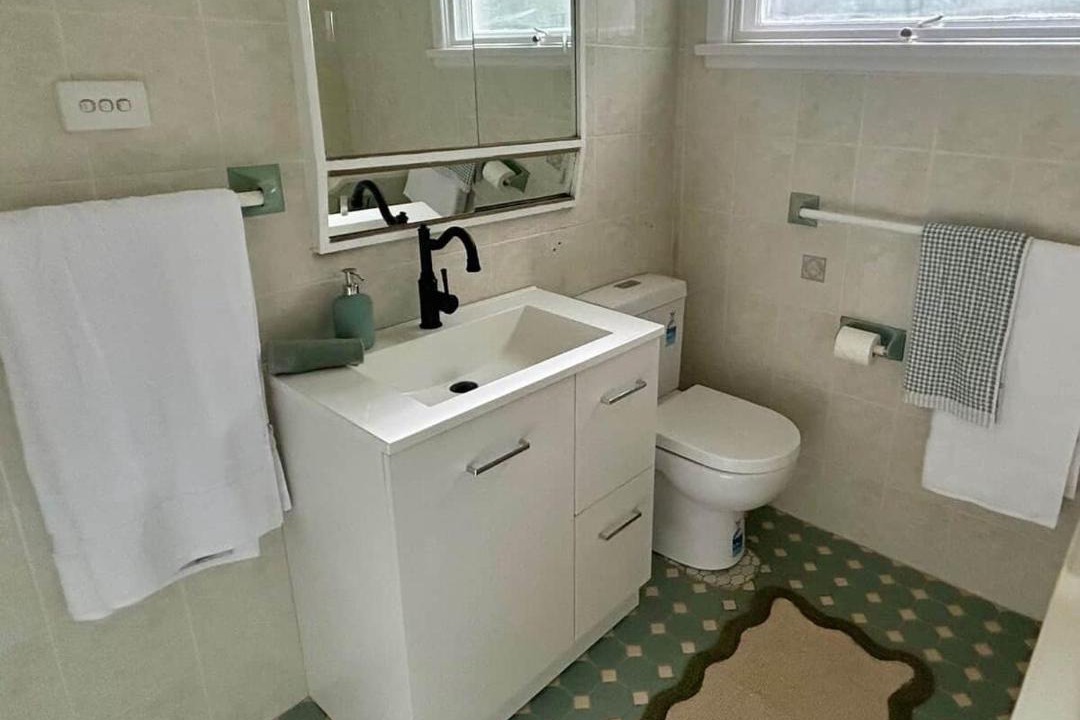 Photo of Bathroom in Glenbrook
