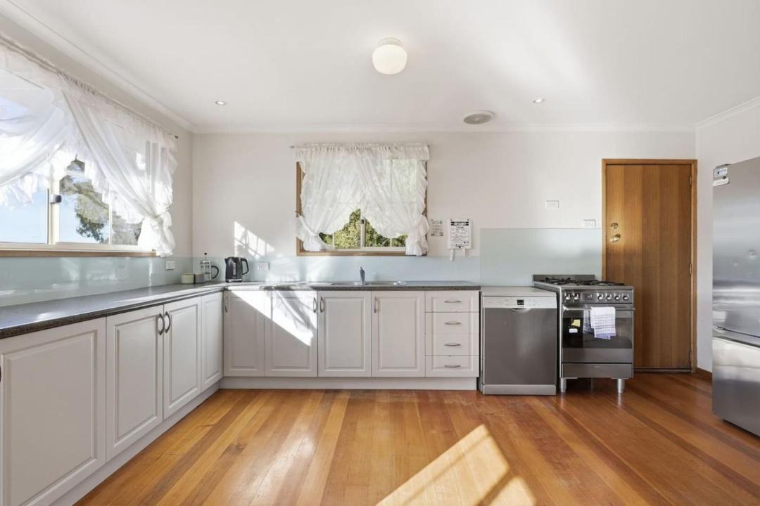 Photo of Others in Eaglehawk Neck