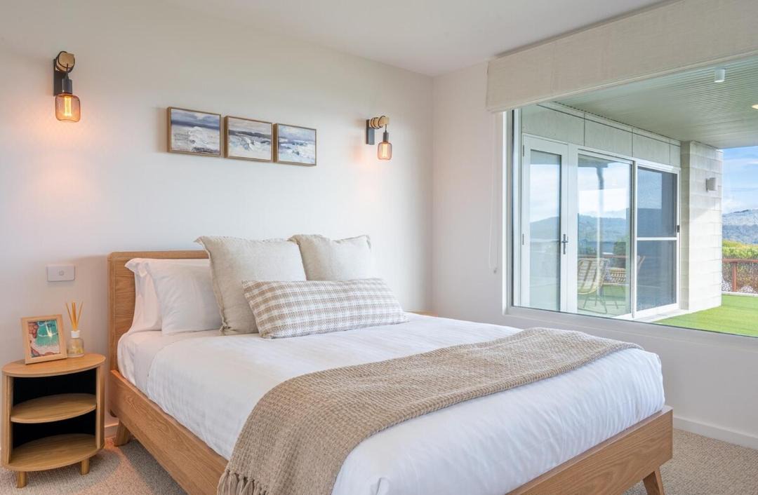 Photo of Bedroom in Binalong Bay