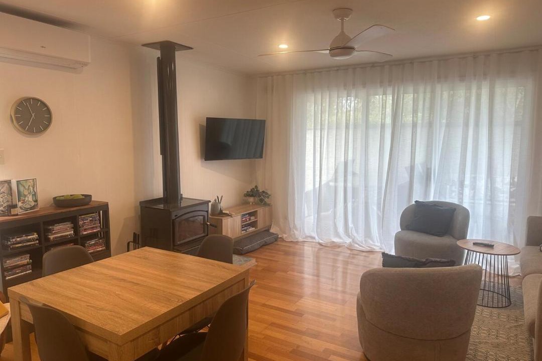 Photo of Livingroom in Venus Bay