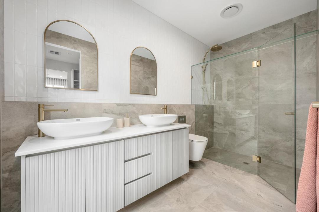Photo of Bathroom in Indented Head