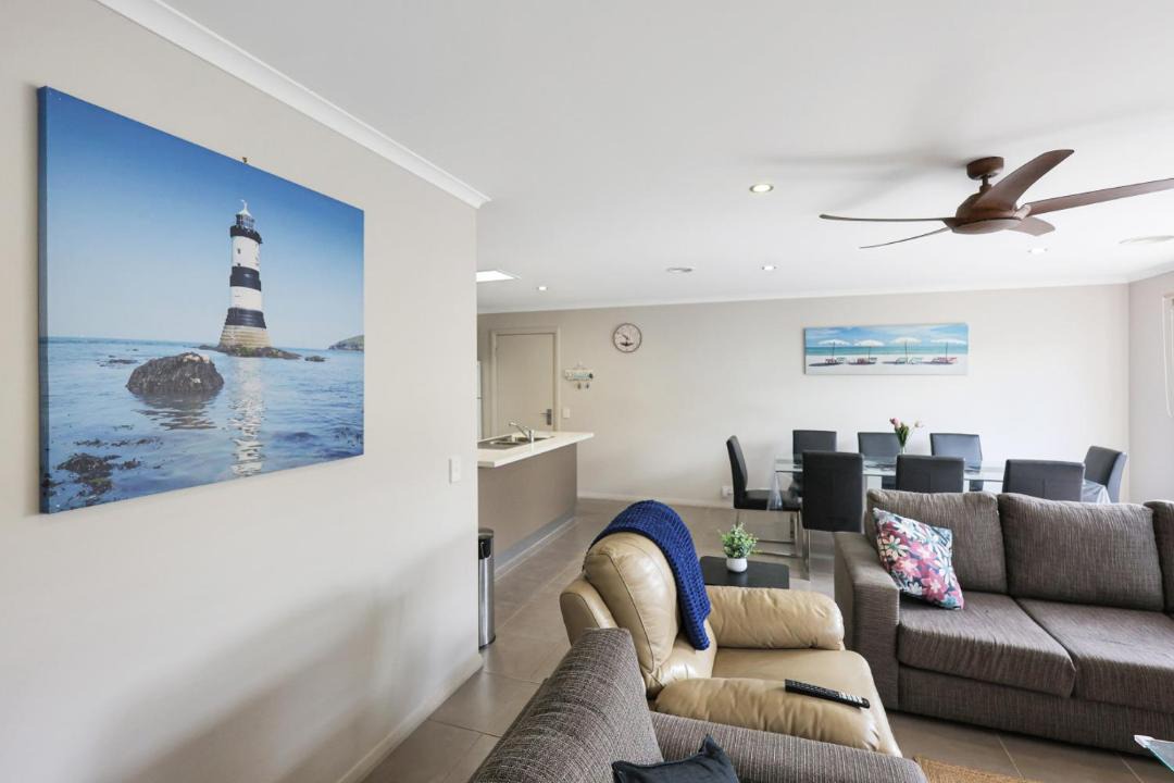 Photo of Others in Indented Head
