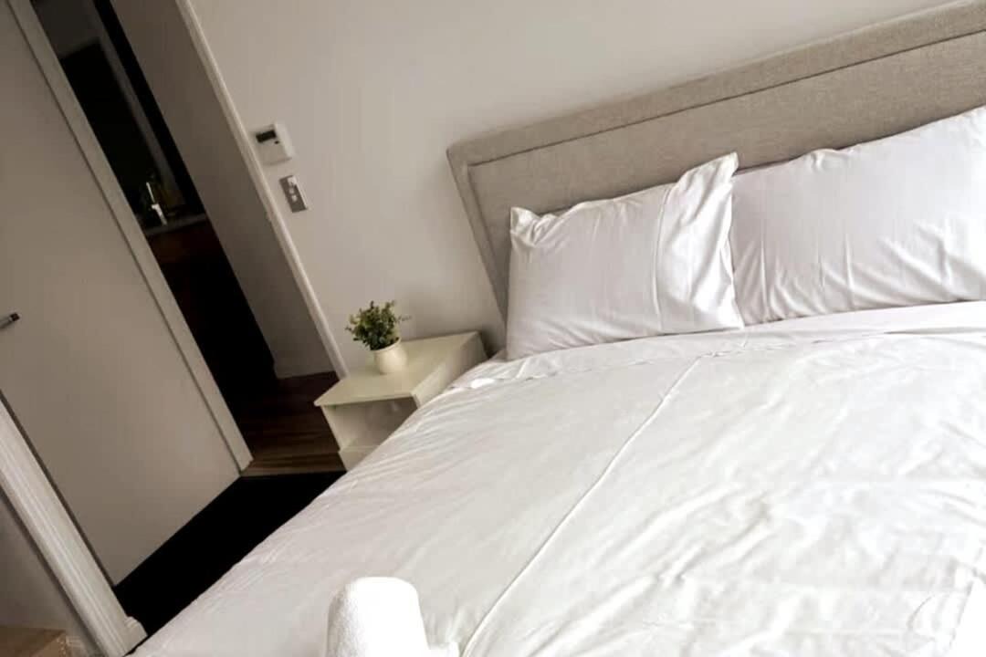 Photo of Bedroom in Mascot