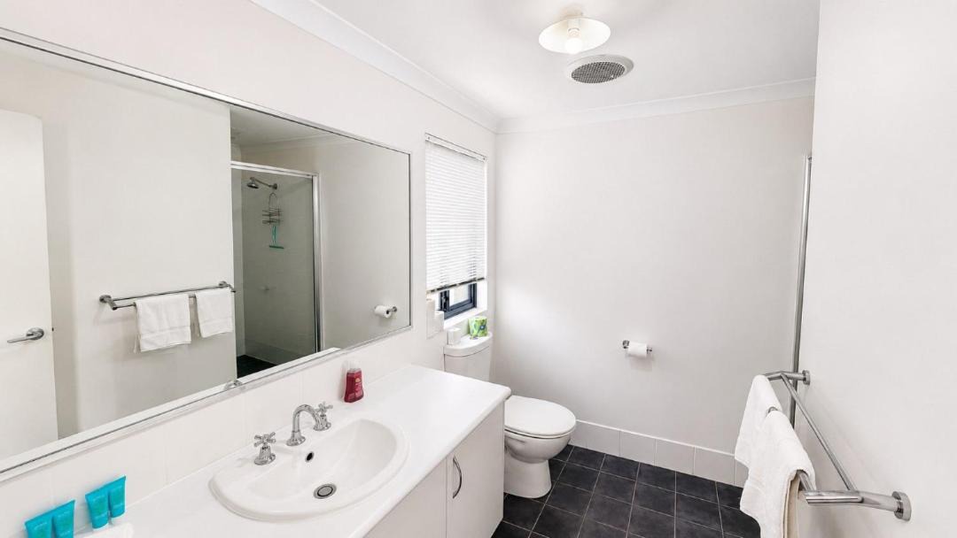 Photo of Bathroom in Broadwater