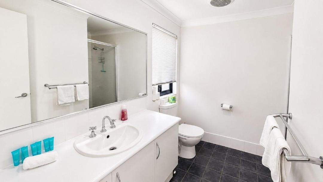 Photo of Bathroom in Broadwater