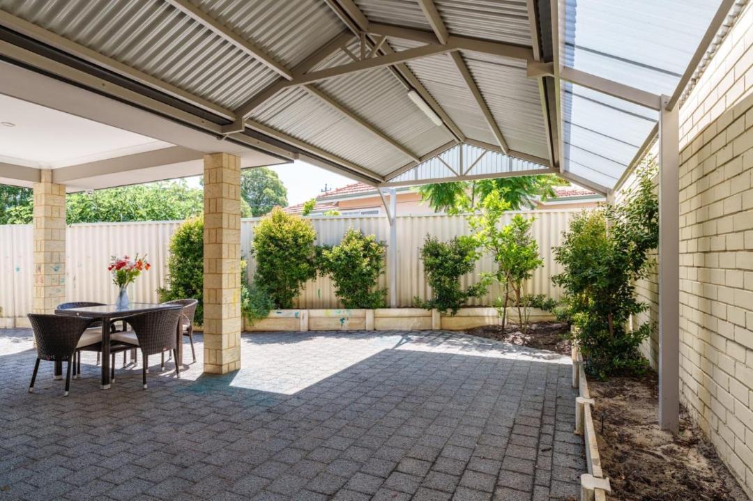 Photo of Patio Balcony in Queens Park