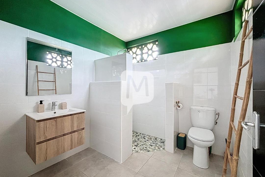 Photo of Bathroom in Macouria